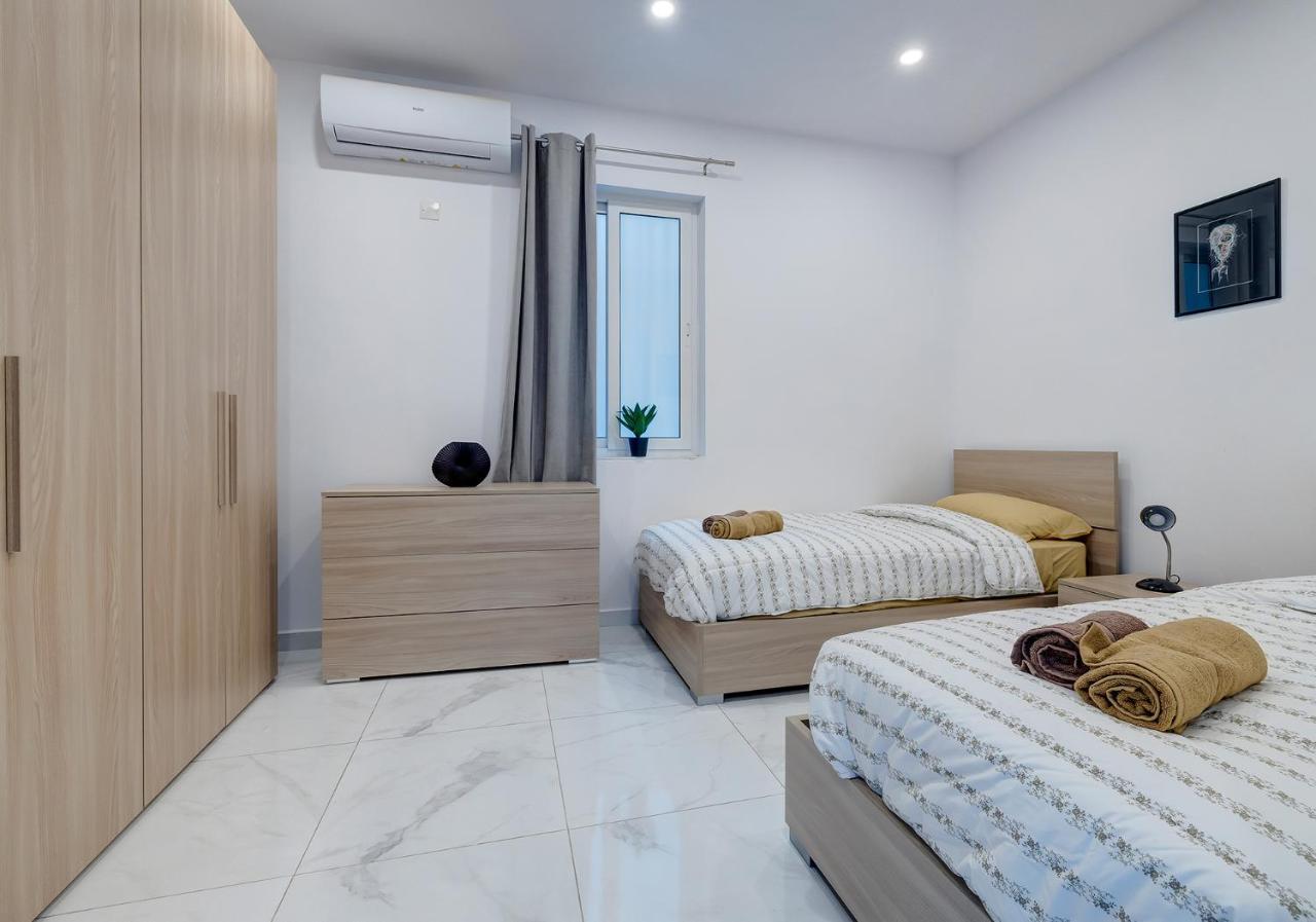 Modern Family Holiday Retreat In Gzira Sliema Kültér fotó