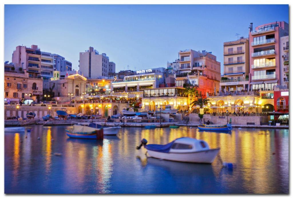 Modern Family Holiday Retreat In Gzira Sliema Kültér fotó