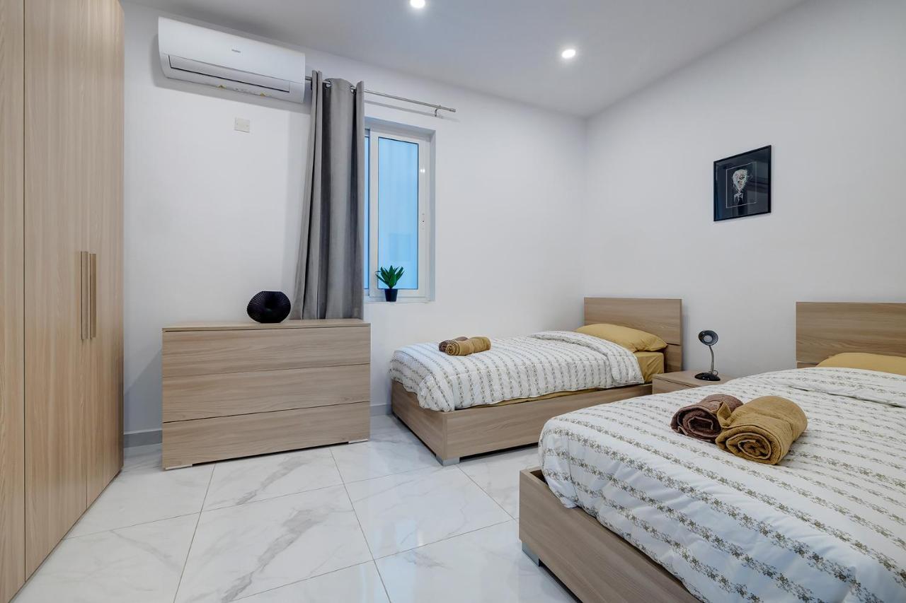 Modern Family Holiday Retreat In Gzira Sliema Kültér fotó