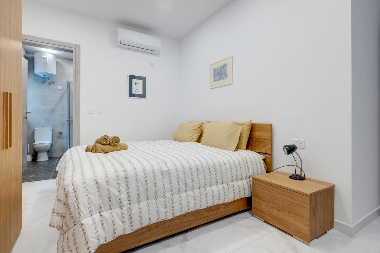 Modern Family Holiday Retreat In Gzira Sliema Kültér fotó